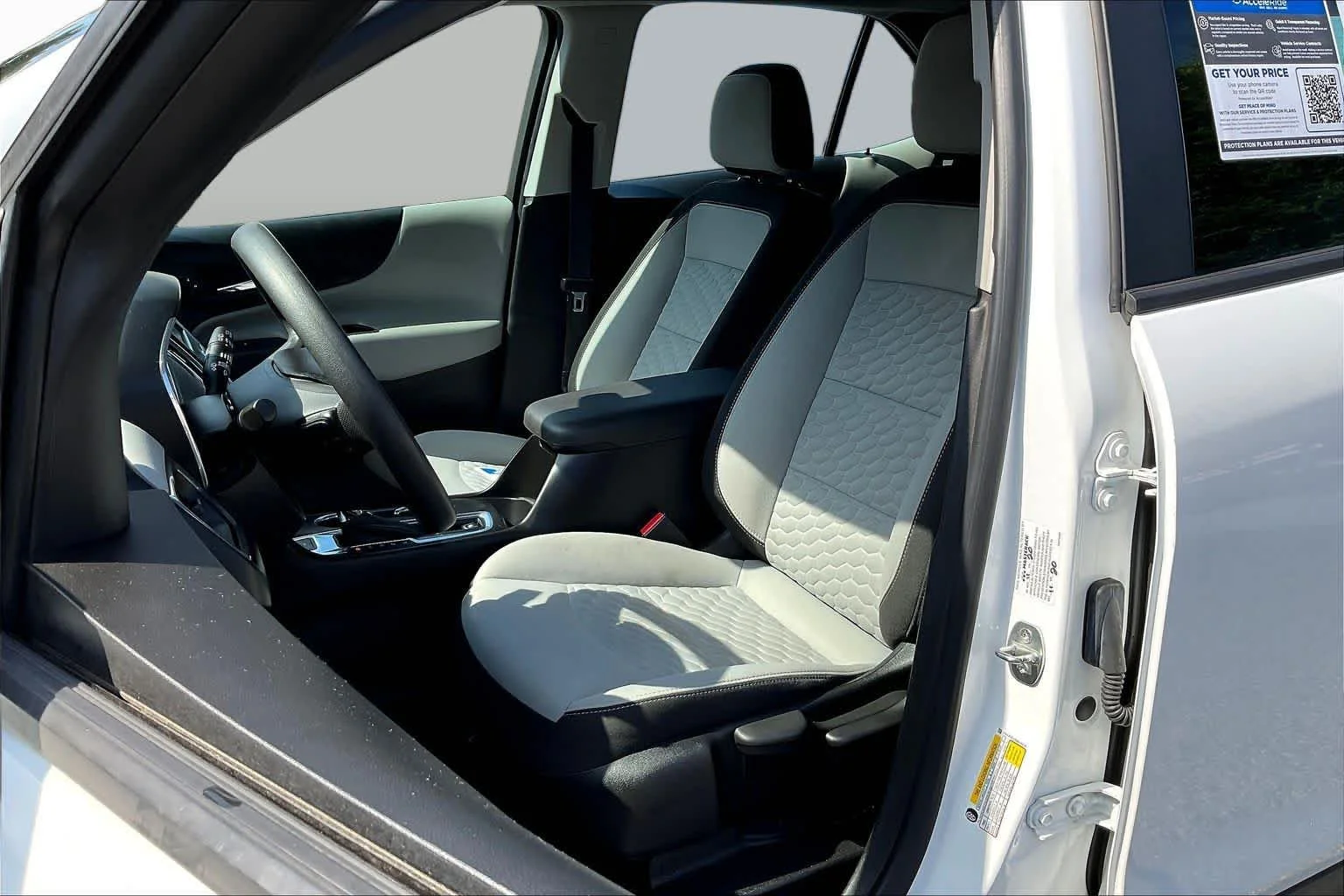 Used 2021 Summit White Chevrolet LS image 8