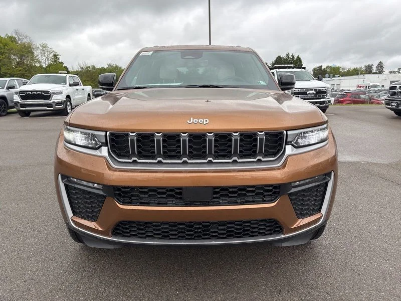 New 2026 Copper Shino Metallic Clear-Coat Exterior Paint Jeep Limited image 7