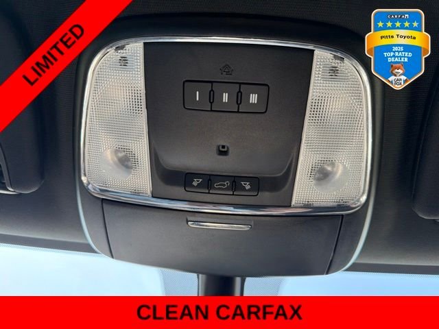 Used 2015 Silver Jeep Limited image 18