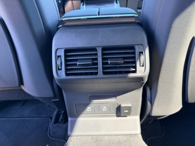 New 2026 Zadar Grey Land Rover P250 Base image 19