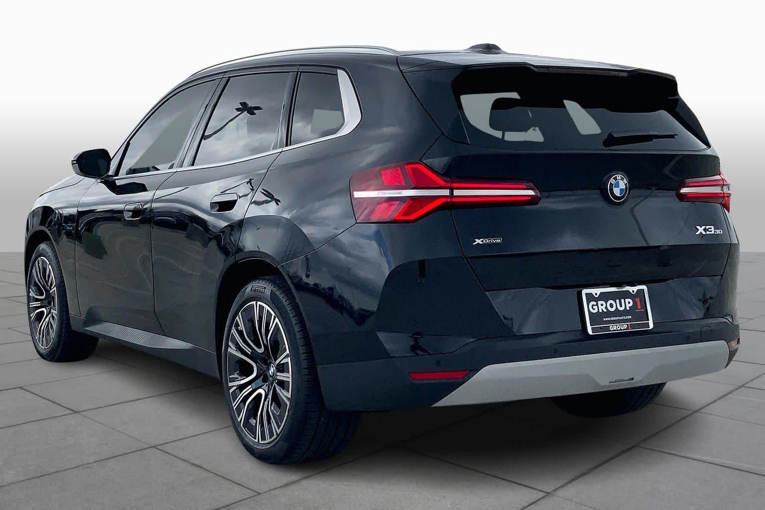 Used 2025 Black Sapphire Metallic BMW 30 xDrive image 11