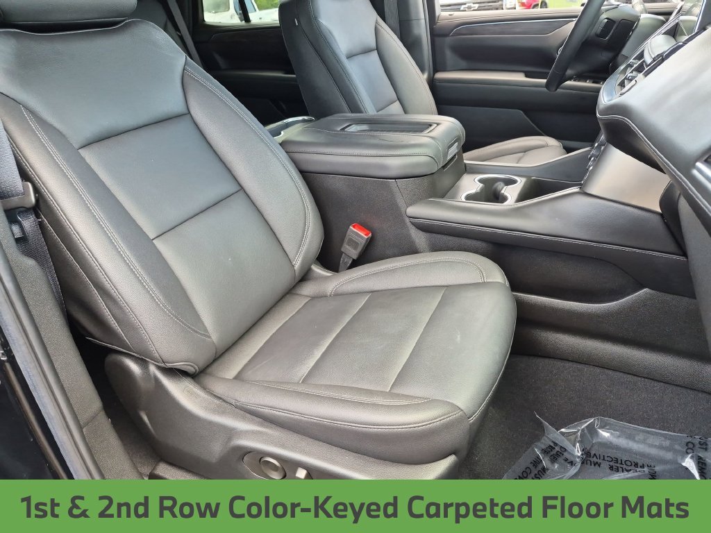 Used 2023 Black Chevrolet Z71 image 33