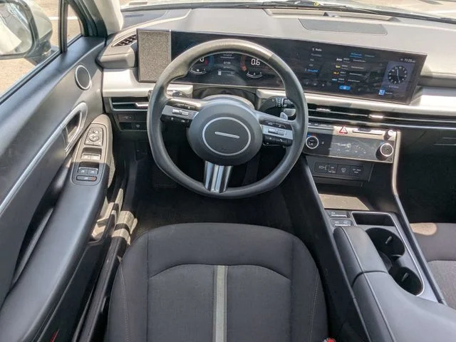 Used 2025 Blue Hyundai SEL image 15
