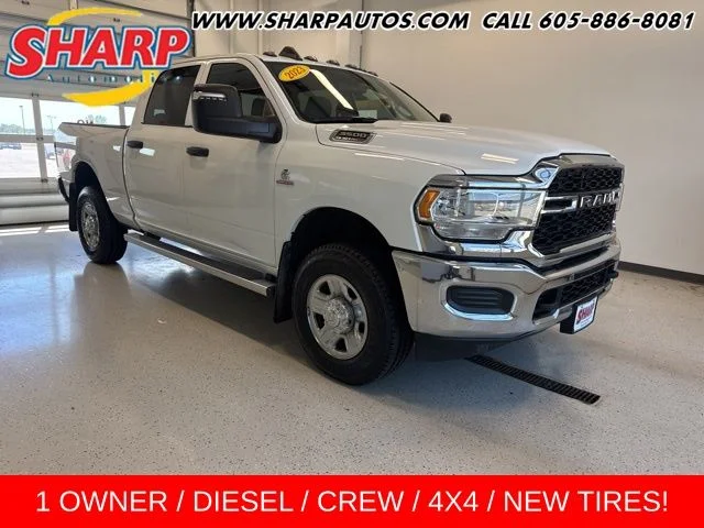 2023 RAM 3500 Tradesman 4X4 Crew Cab SWB's photo