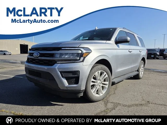 Used 2024 Silver Ford XLT image 1
