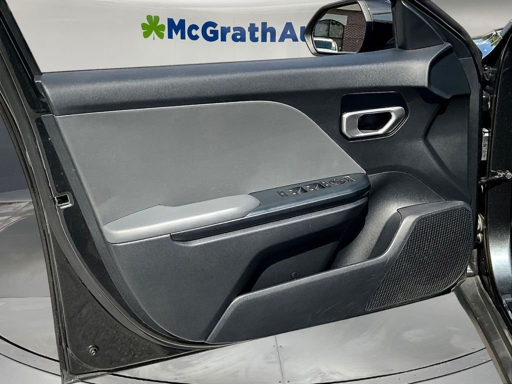 Used 2025 Gray Kia LXS image 22