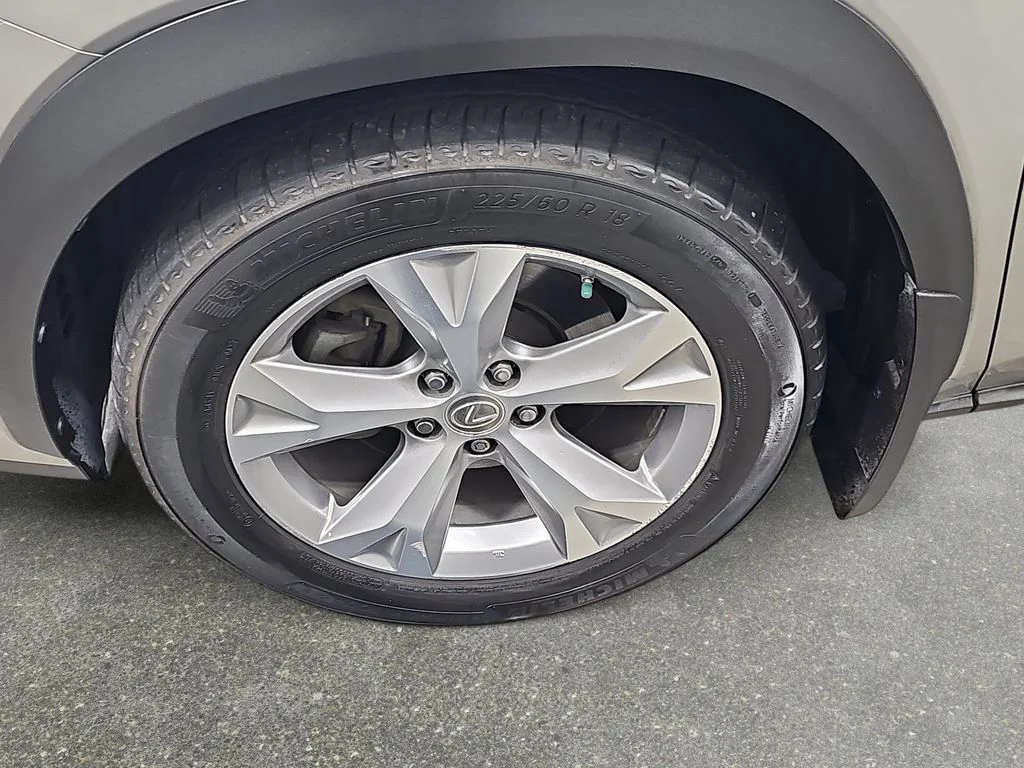 Used 2017 Silver Lexus 200t image 34