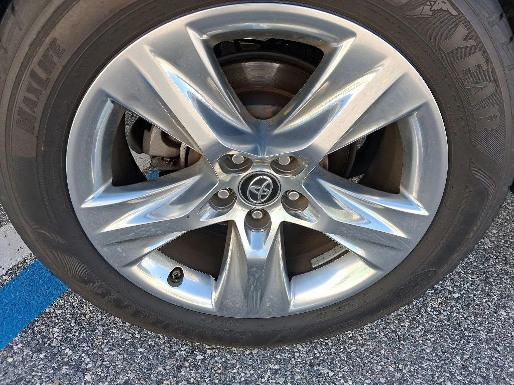 Used 2019 Gray Toyota Limited image 13