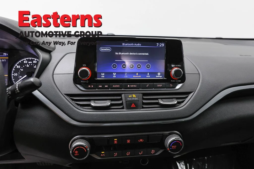 Used 2023 Gray Nissan 2.5 S image 11