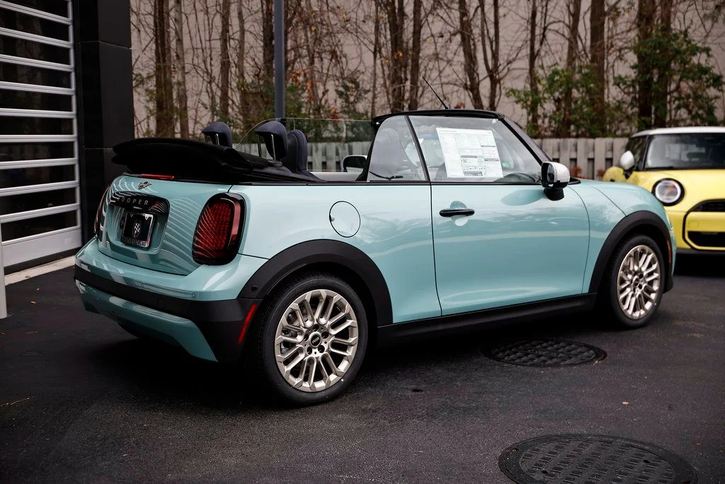 New 2026 Ocean Wave Green Metallic MINI Signature Plus image 7