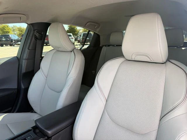 Certified Used 2023 WIND CHILL PEARL* Toyota XLE image 12