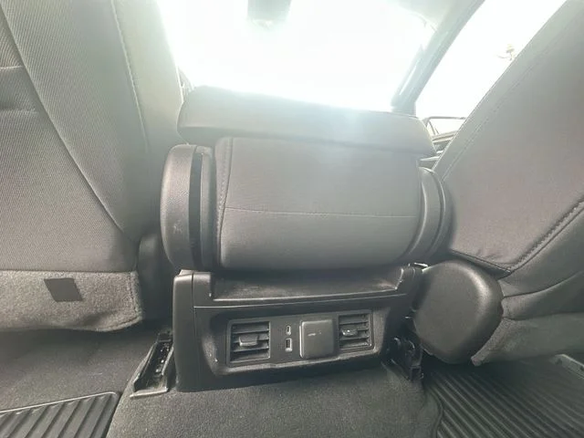 Used 2023 White GMC Elevation image 24