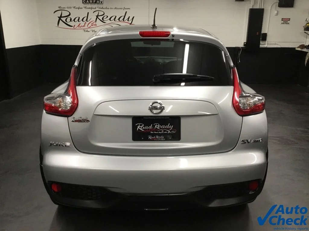 Used 2017 Silver Nissan SV image 9