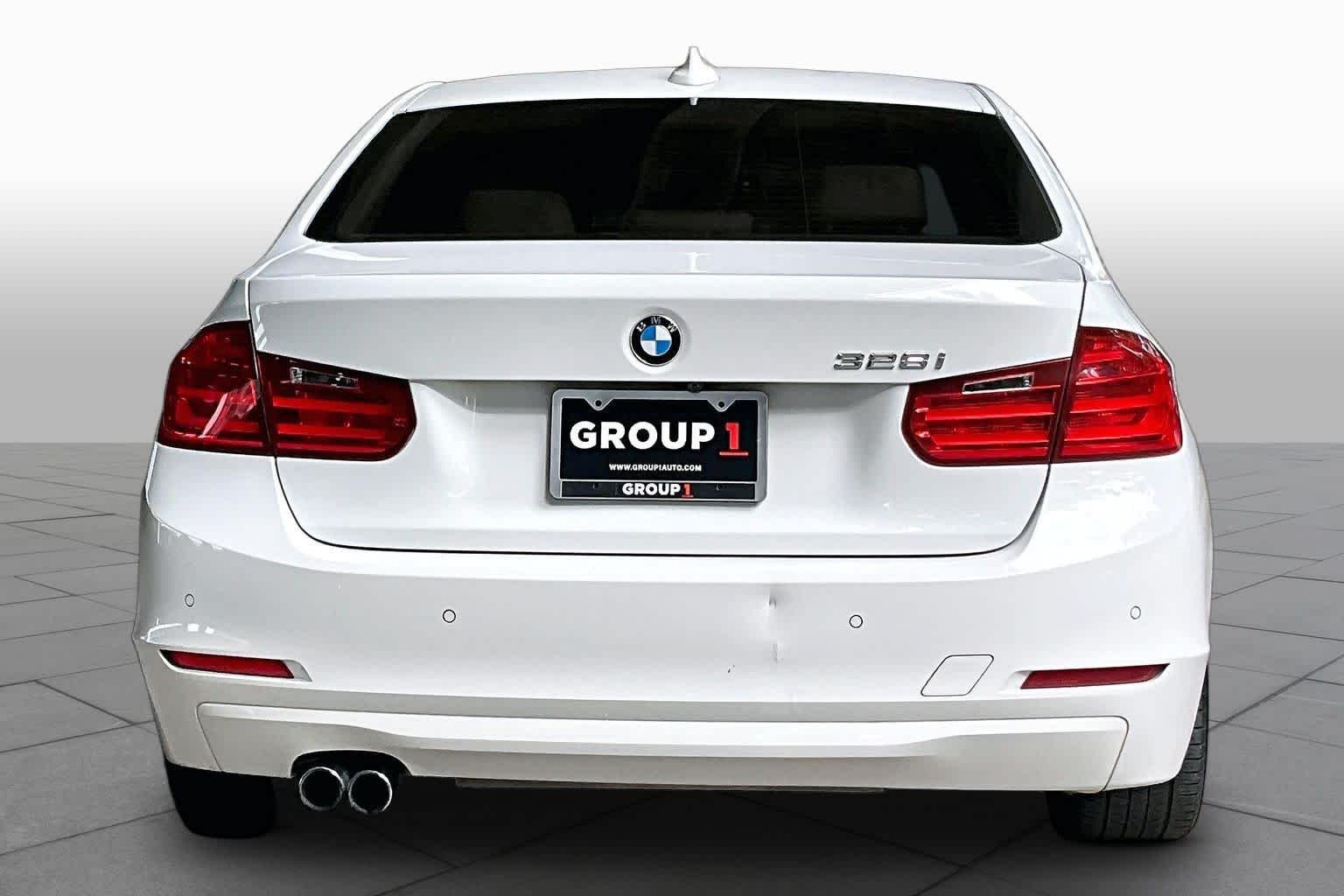 Used 2013 Alpine White BMW 328i image 4