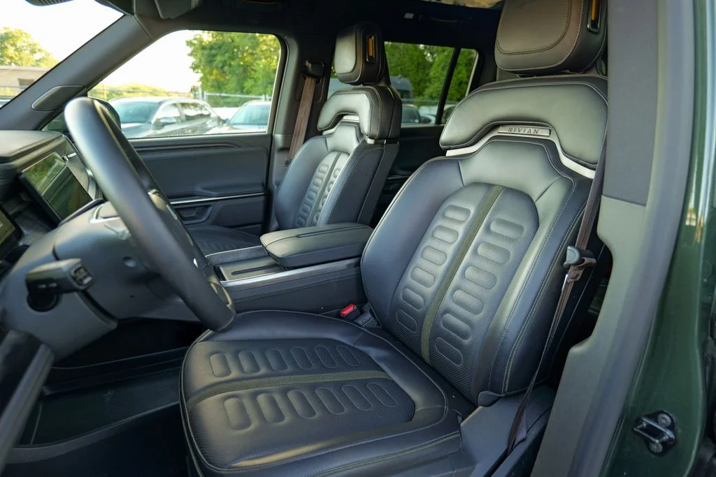 Used 2025 Green Rivian Adventure Dual Motor Standard Pack image 22