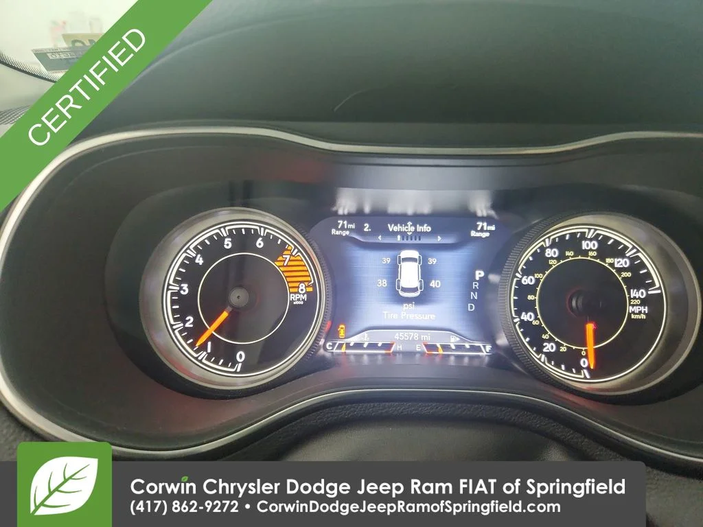 Used 2022 Gray Jeep Trailhawk image 22