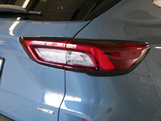 Used 2023 Vapor Blue Ford Platinum image 7