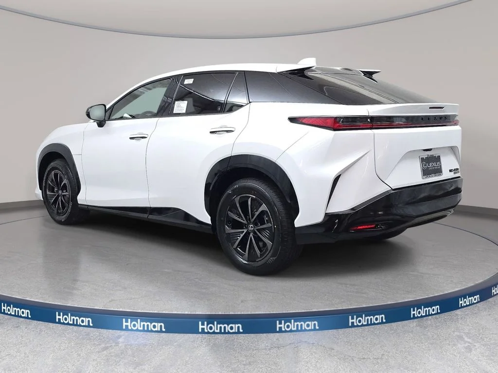 New 2026 White Lexus  image 7