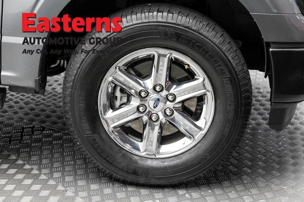 Used 2024 Gray Ford XLT image 31