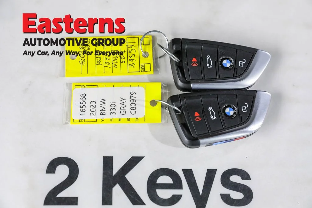 Used 2023 Gray BMW 330i image 24