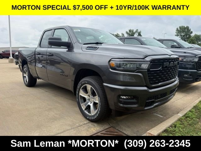 New Commercial Trucks & Vehicles Available in Morton | Sam Leman