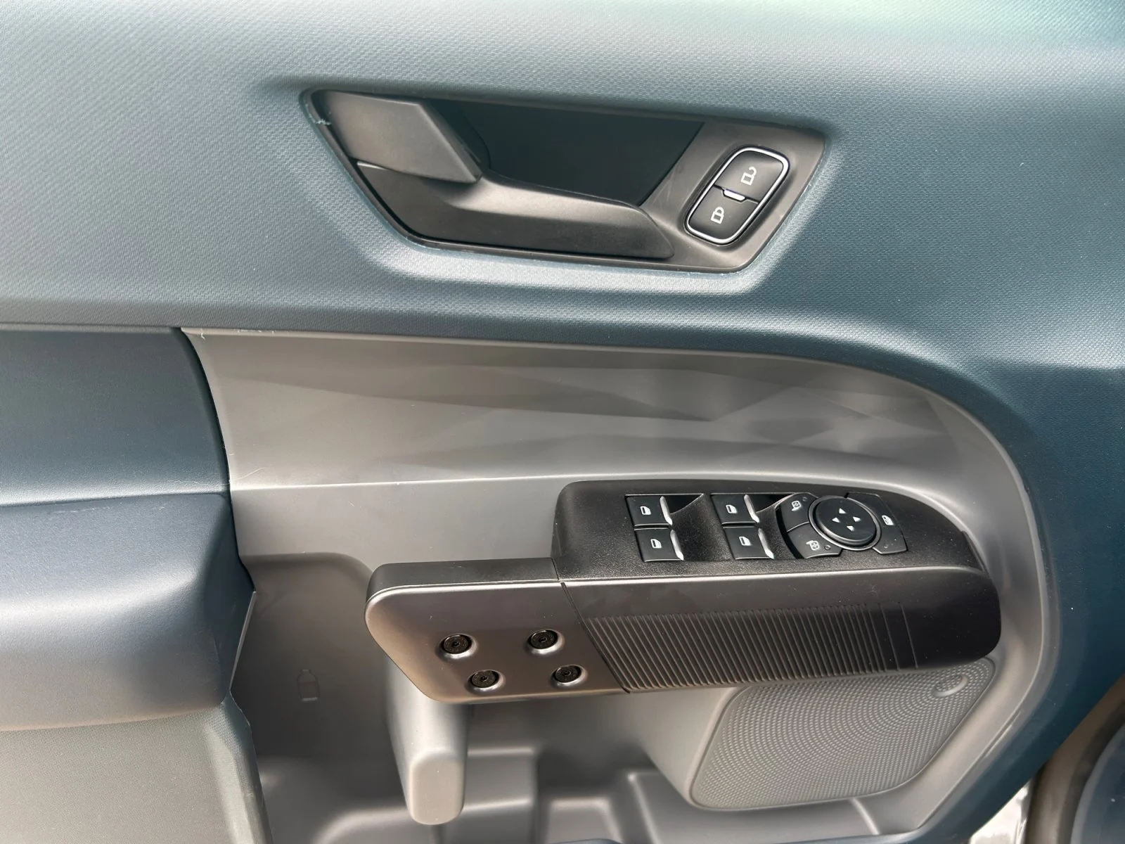 New 2026 Carbonized Grey Metallic Ford XLT image 16
