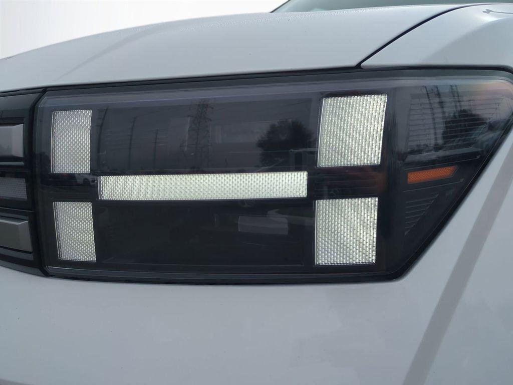 New 2026 White Hyundai SEL image 10