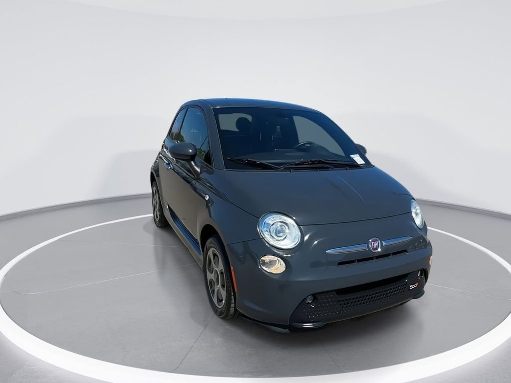 Used 2018 FIAT 500e Battery Electric with VIN 3C3CFFGE0JT471820 for sale in San Diego, CA