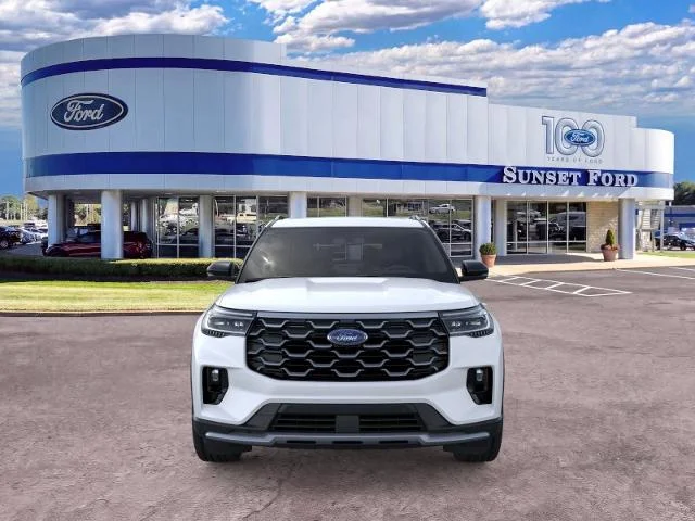 New 2026 Star White Metallic Tri-Coat Ford Platinum™ image 6