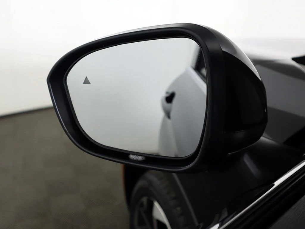 2025 Mitsubishi Outlander Plug-in Hybrid Platinum Edition - Photo 39