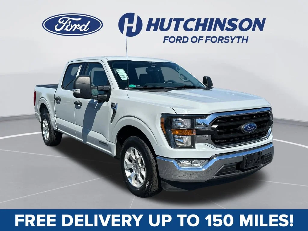 Used 2023 White Ford XLT image 1