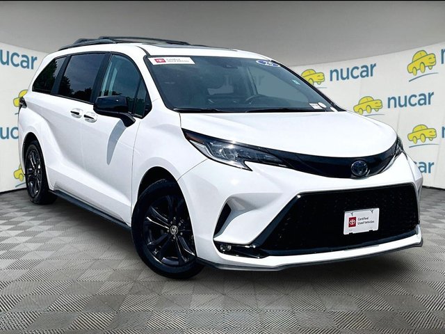 2025 Toyota Sienna XSE