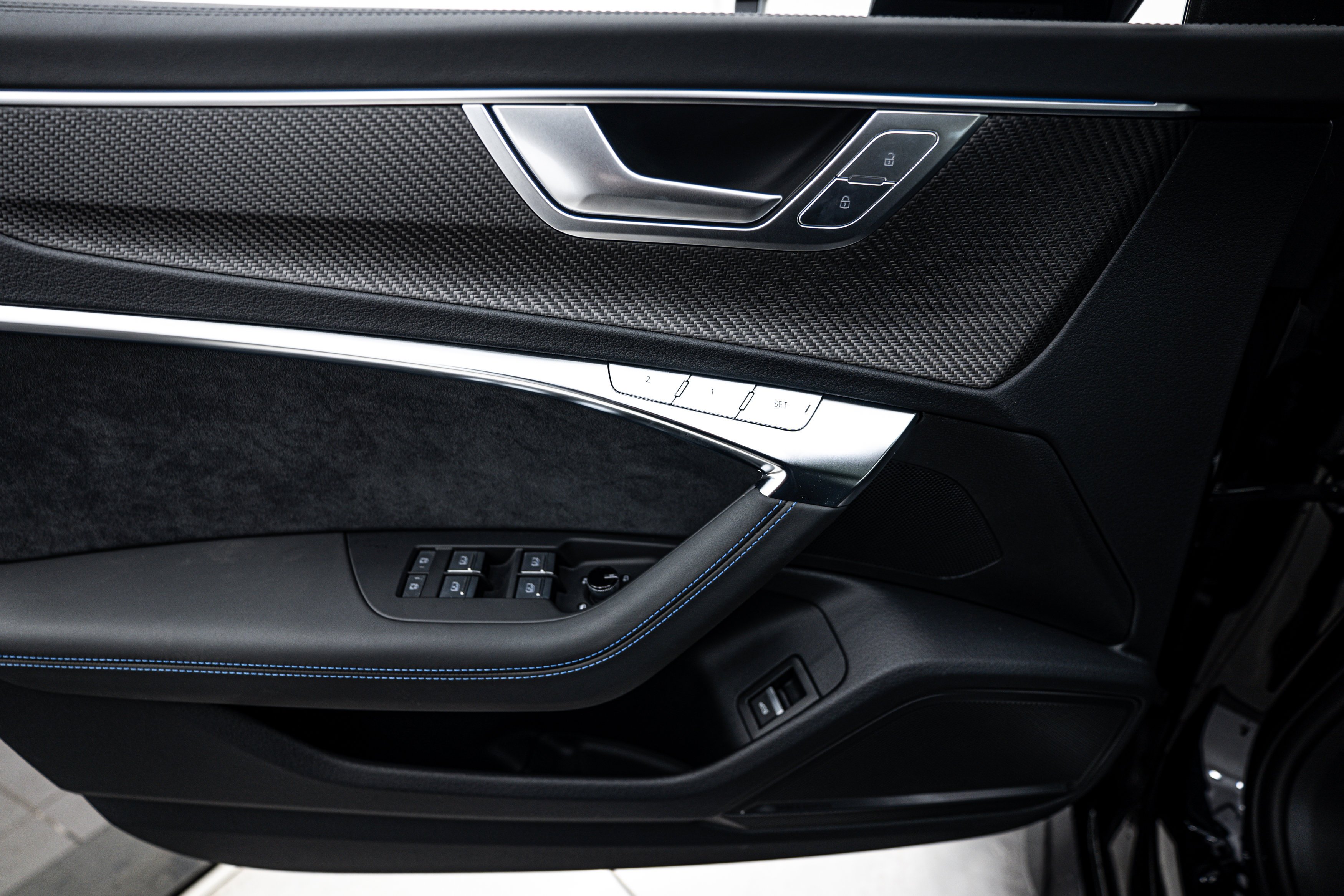 2025 Audi RS 6 Avant Base - Photo 11