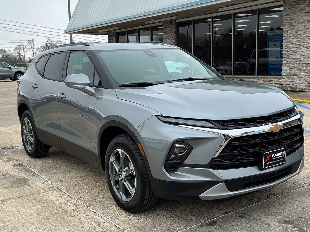 New 2026 Sterling Gray Metallic Chevrolet 2LT image 2