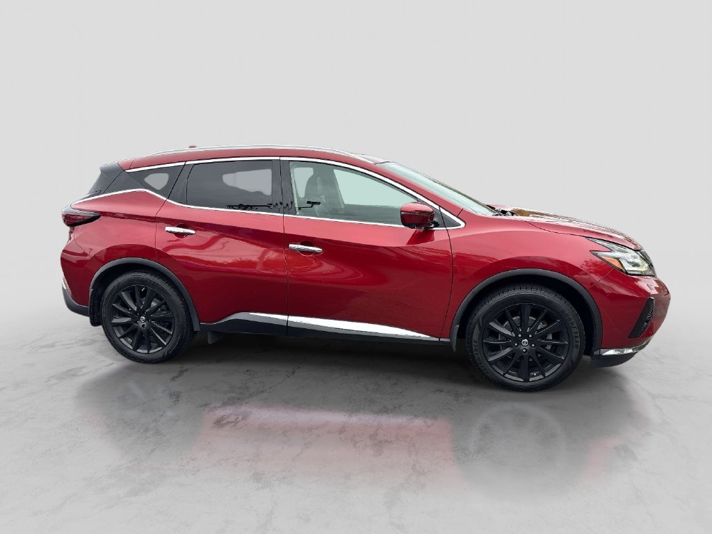 Used 2019 Red Nissan Platinum image 6