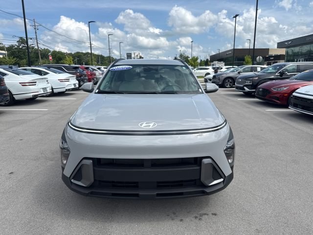 Used 2024 Gray Hyundai SEL image 8