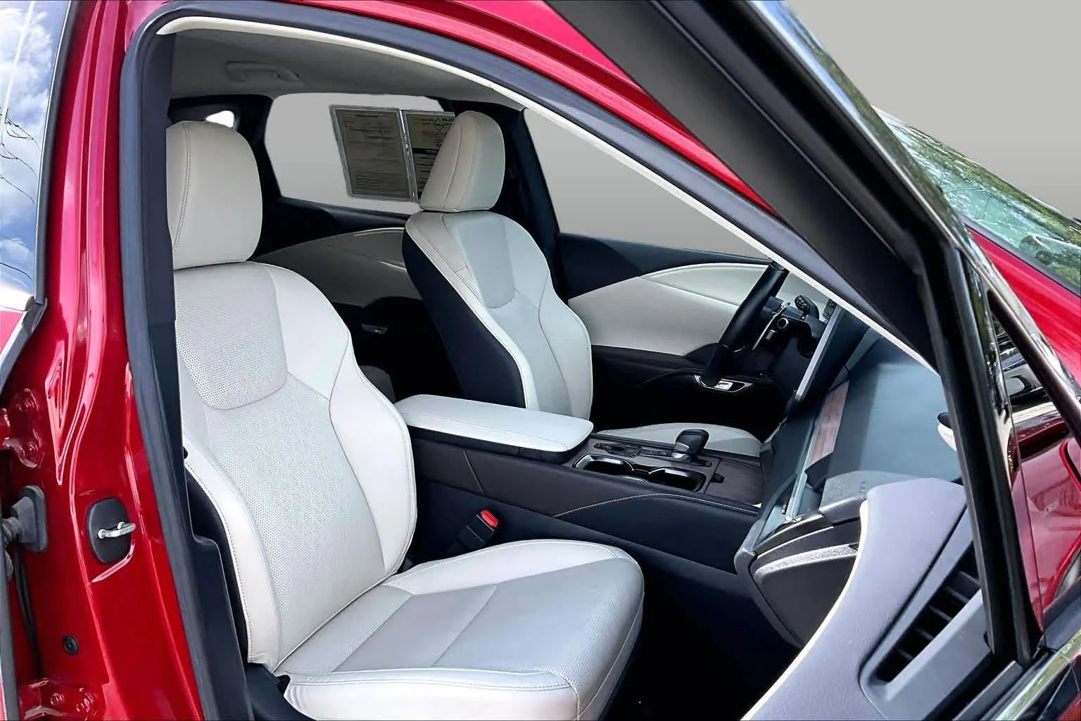 Certified Used 2023 MATADOR RED MICA Lexus Premium Plus image 9