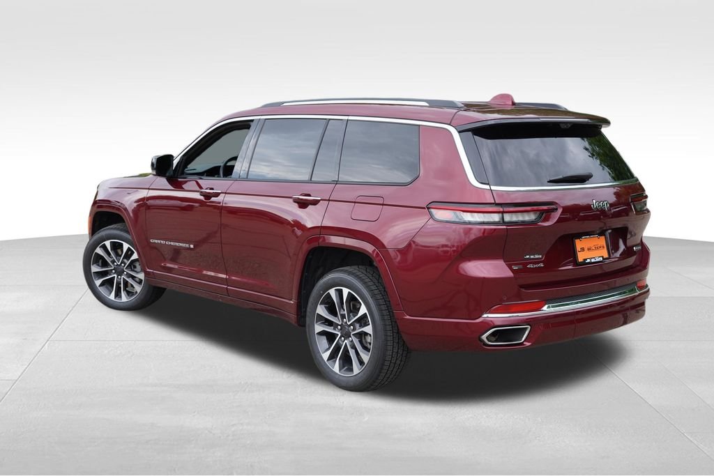 Certified Used 2021 Velvet Red Pearlcoat Jeep Overland image 7