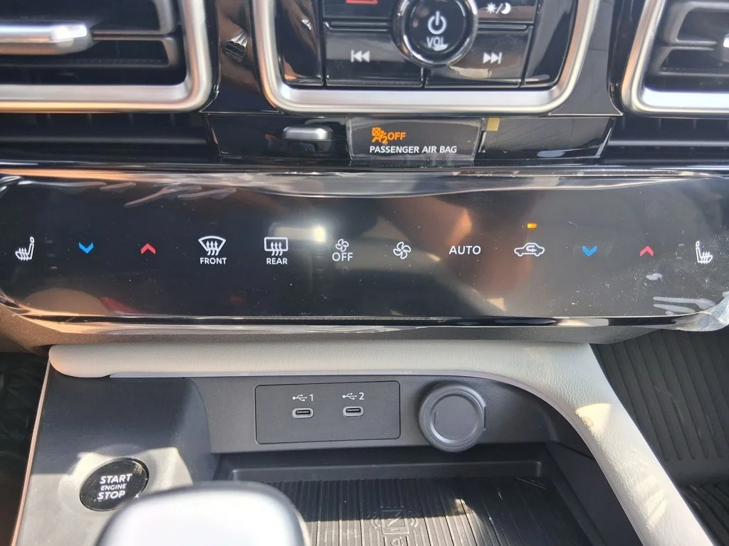 2026 Nissan Sentra SL - Photo 16