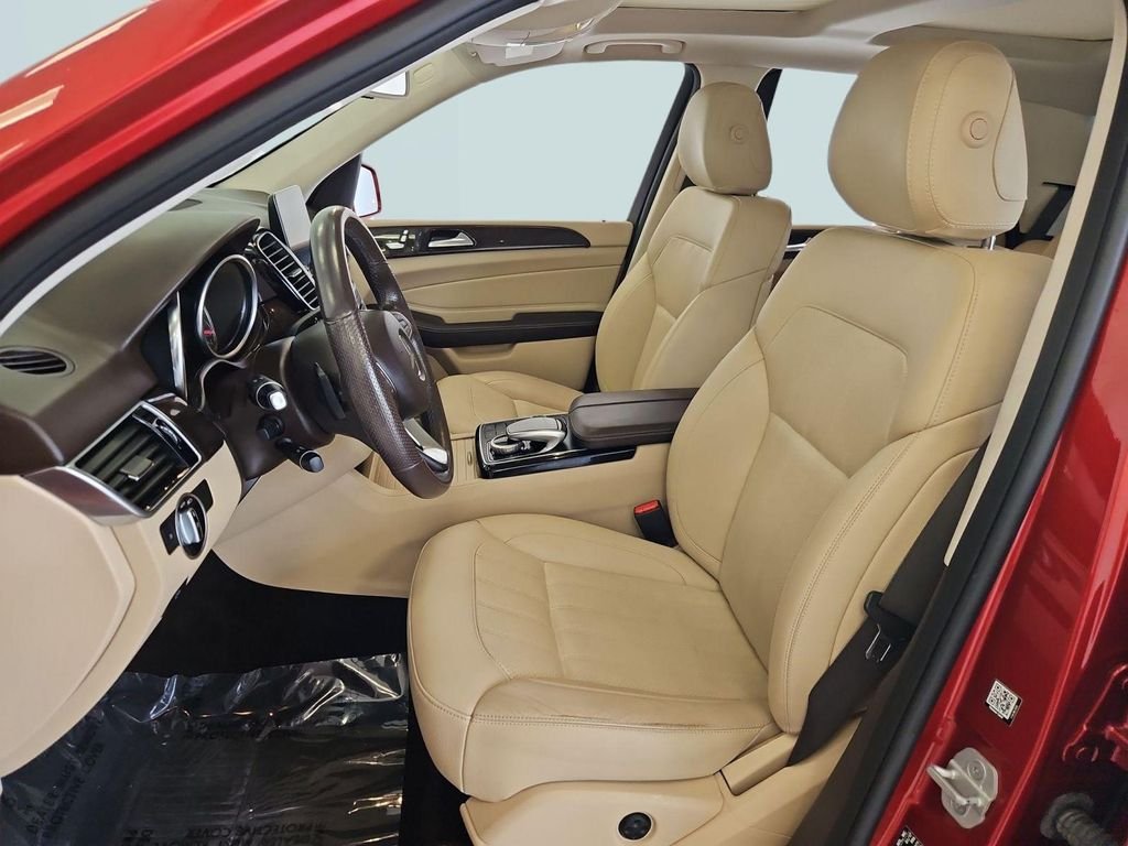 Used 2017 Red Mercedes-Benz GLE 350 image 21