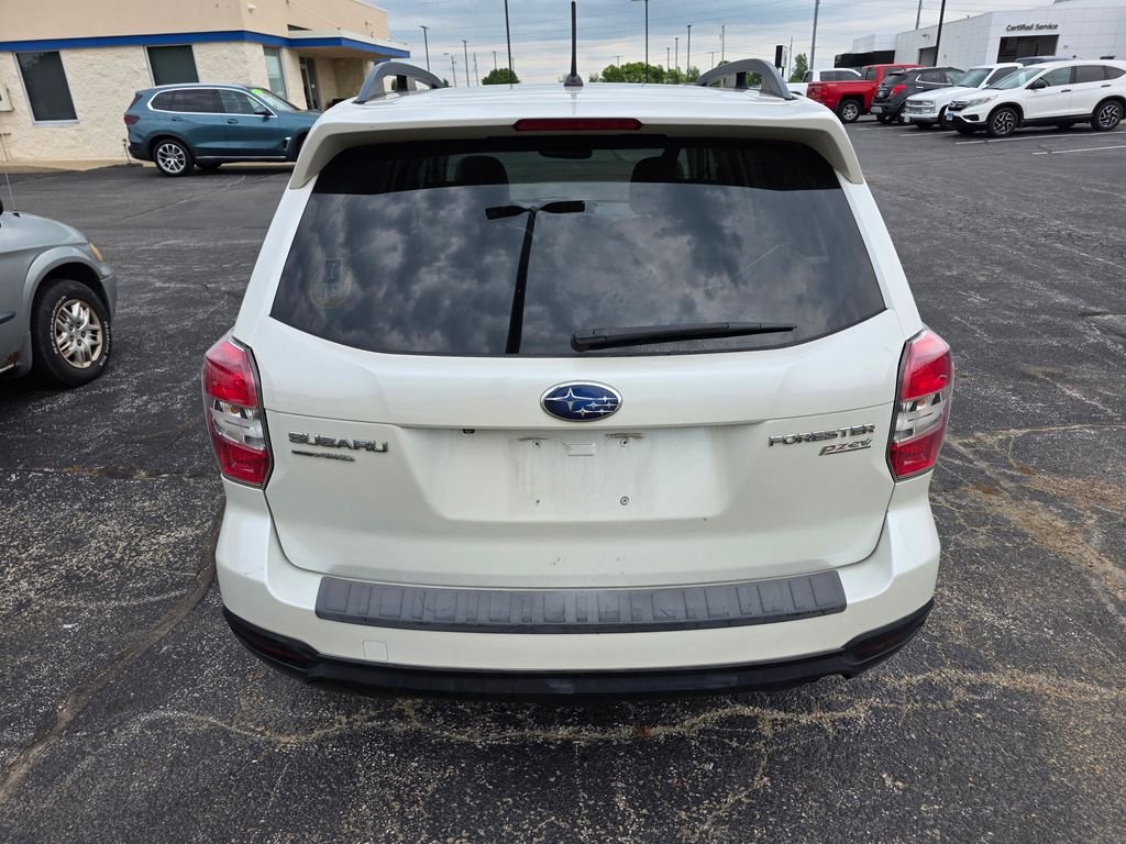 Used 2015 Satin White Pearl Subaru 2.5i Limited image 4