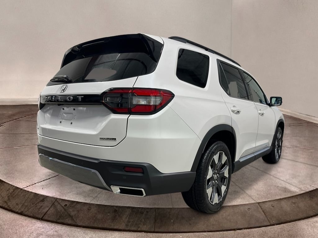 New 2026 Platinum White Pearl Honda Touring image 5