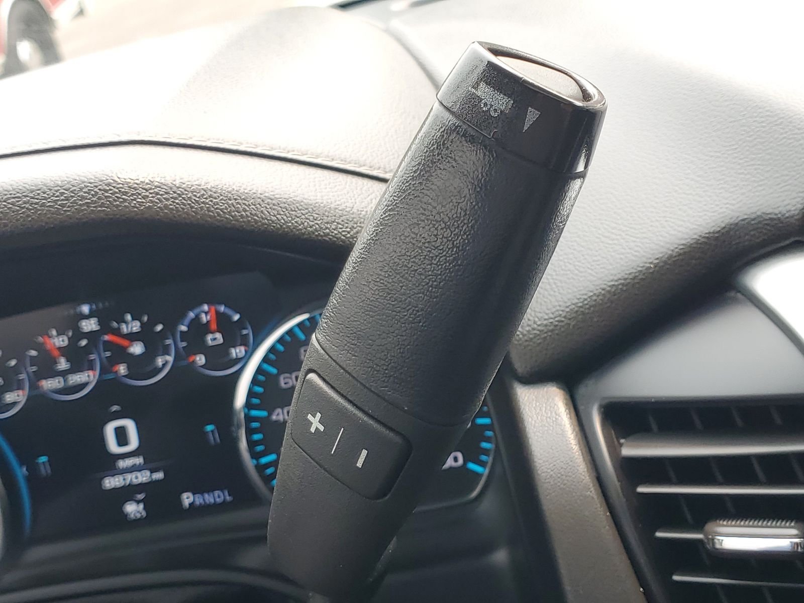 Used 2020 Silver Chevrolet Premier image 22