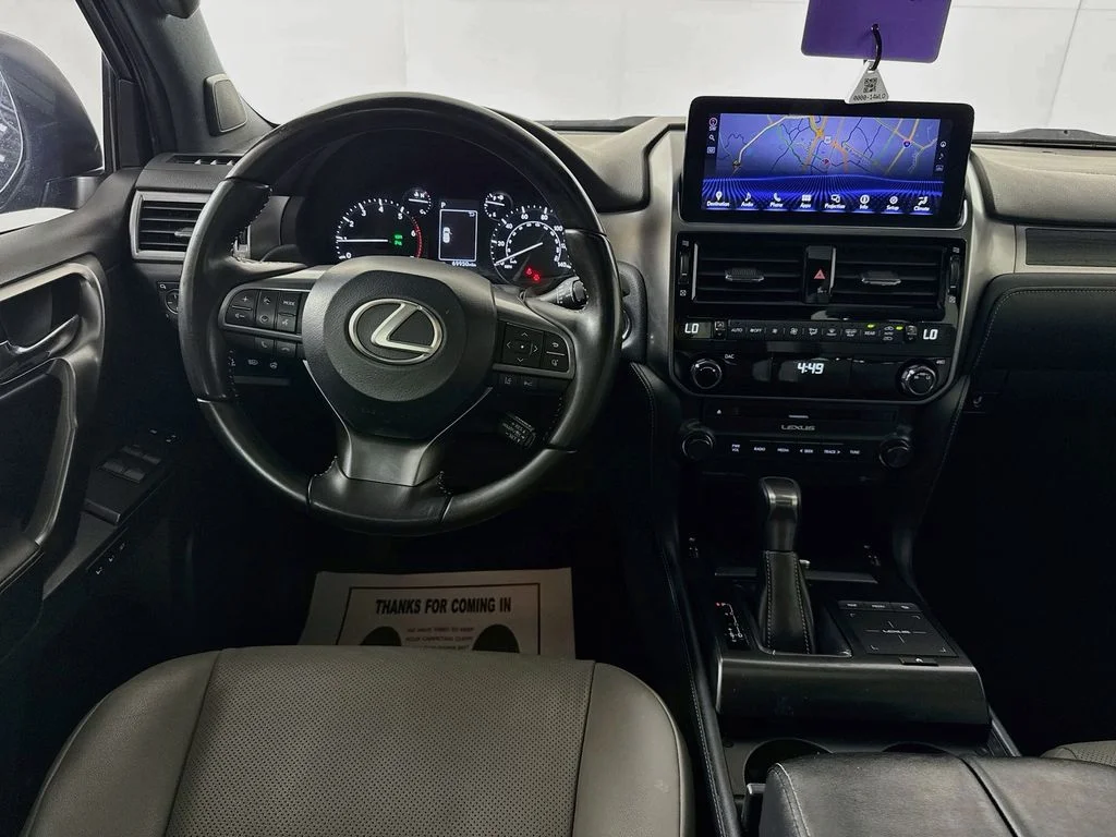 Used 2023 Green Lexus 460 image 28