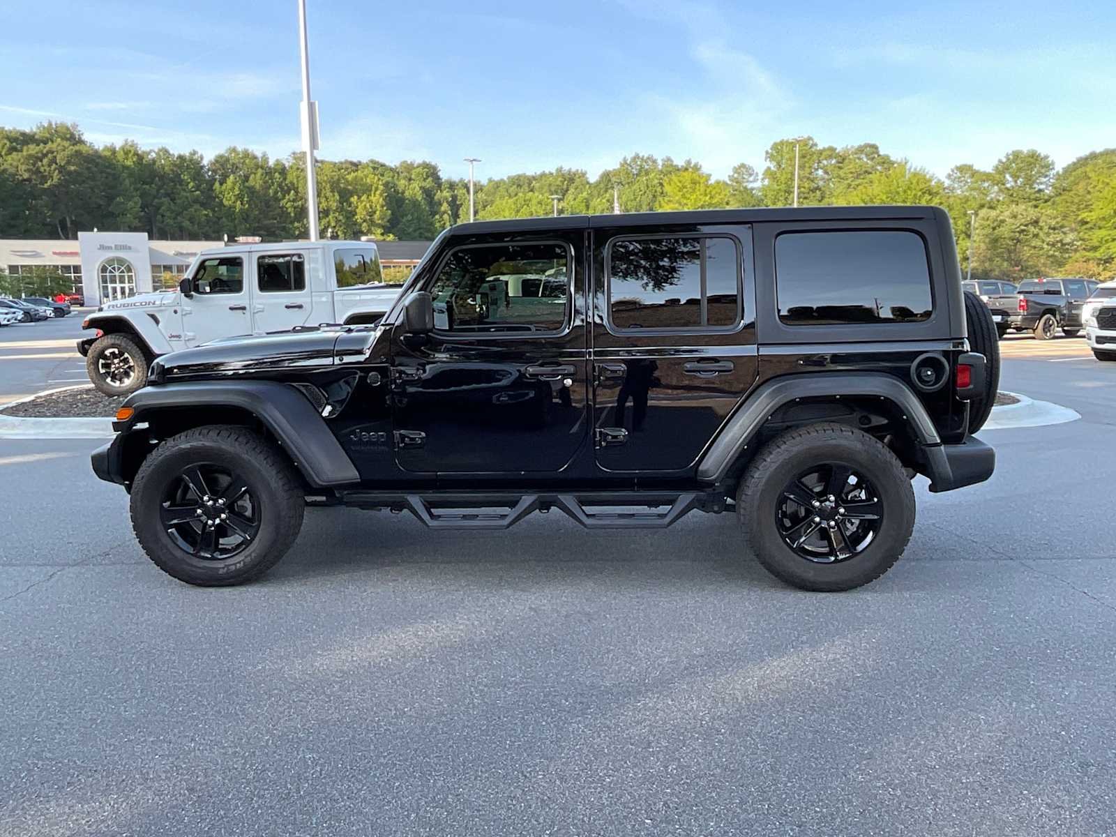 Used 2022 Black Clearcoat Jeep Unlimited Sport Altitude image 2