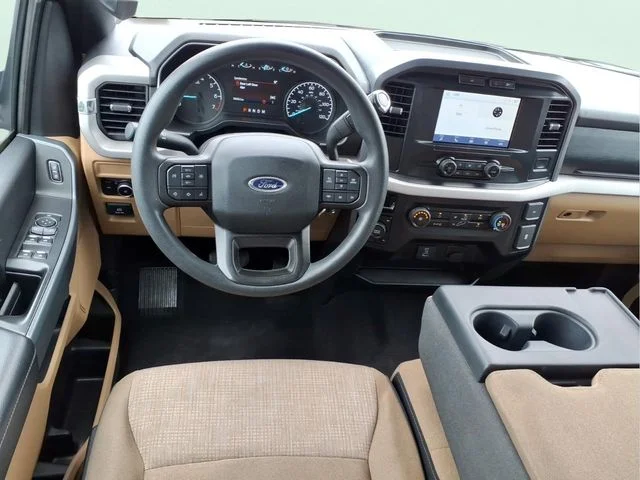Used 2023 Black Ford XLT image 17