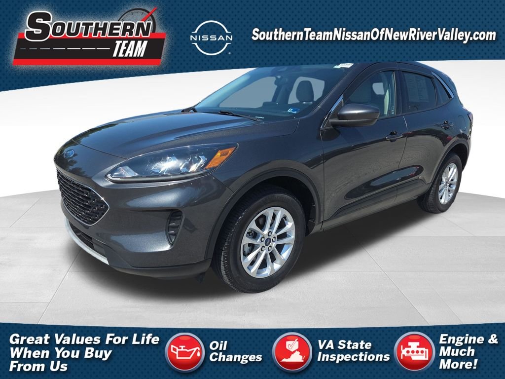 Used 2020 Magnetic Ford SE image 1