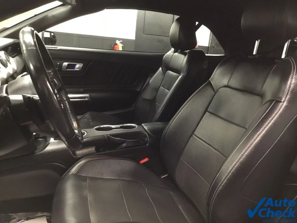 Used 2019 Silver Ford GT Premium image 34