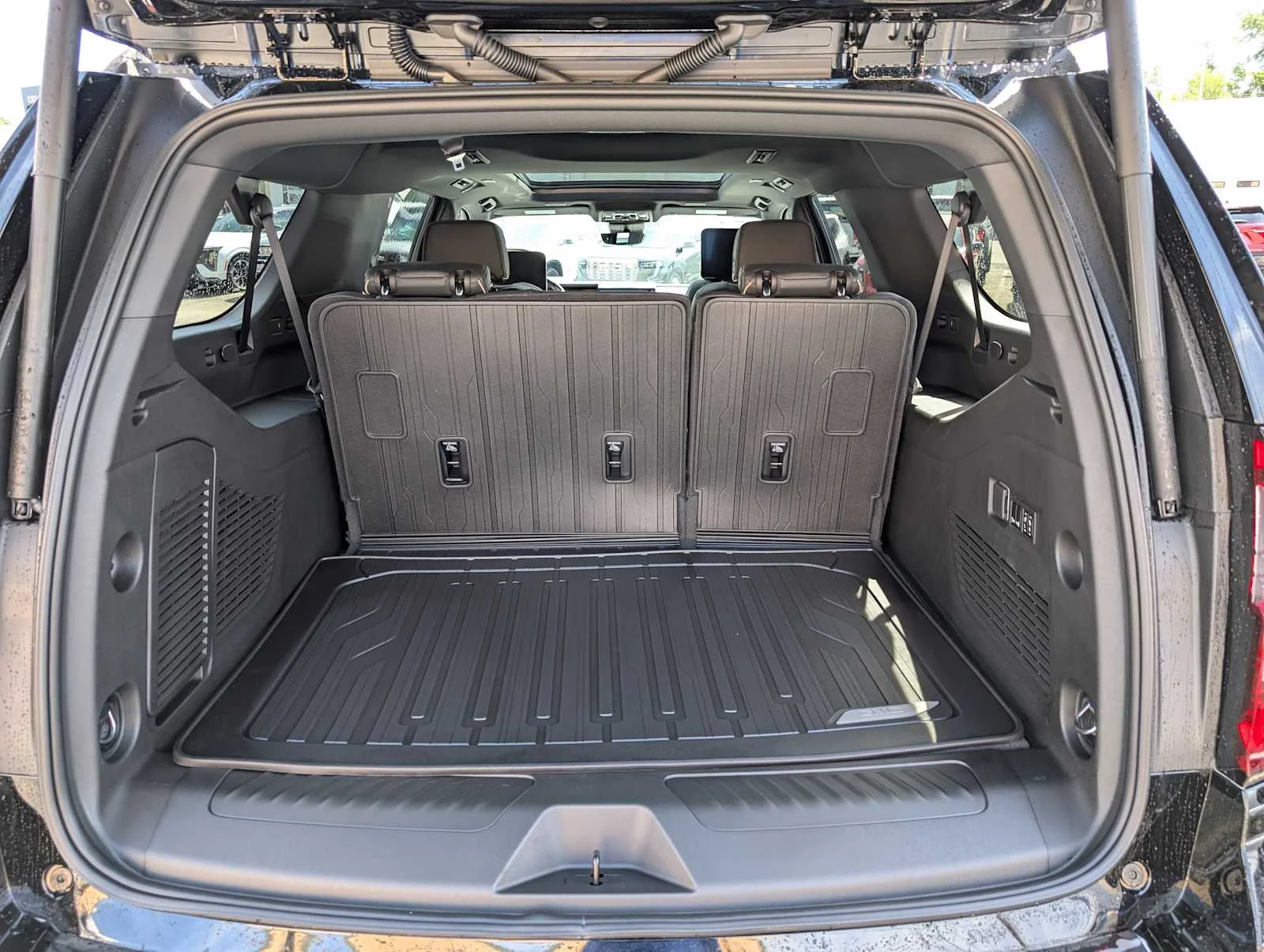 2026 GMC Yukon XL Elevation - Photo 7