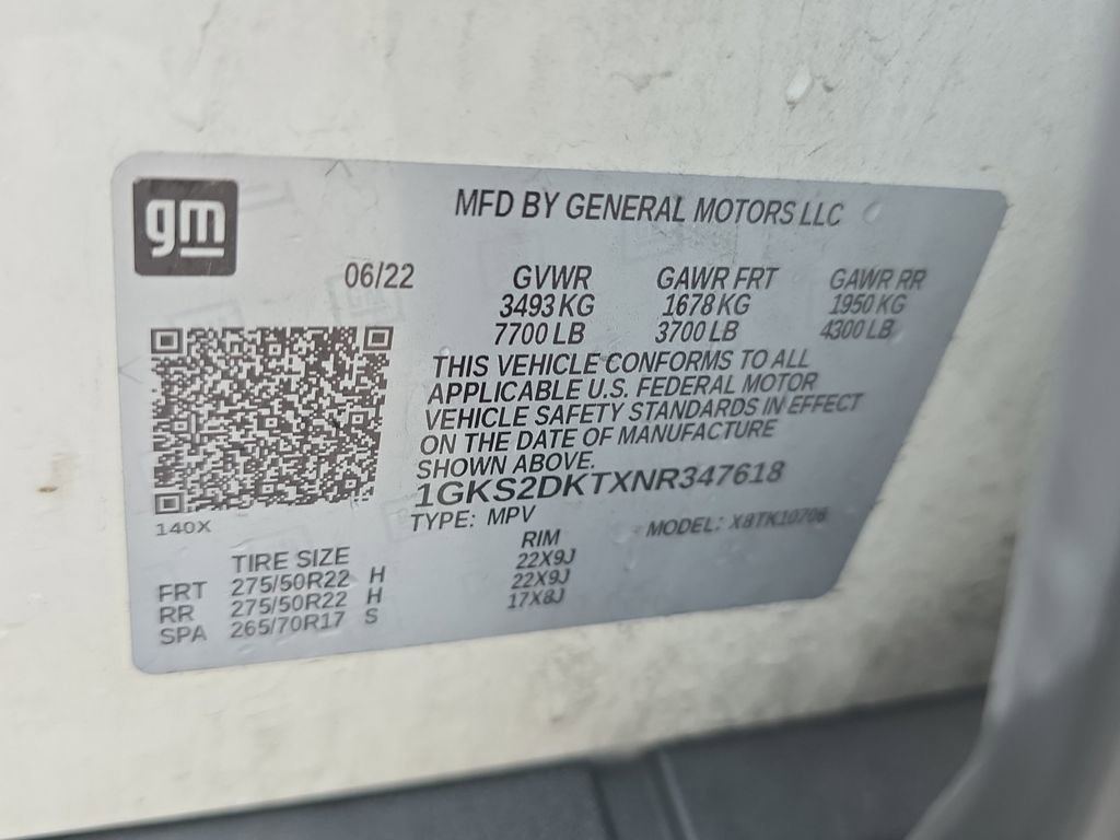 Used 2022 White Frost Tricoat GMC Denali image 20